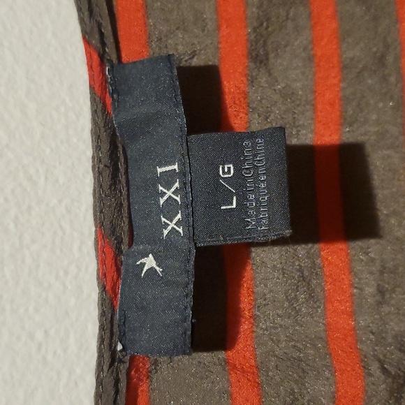 100% Silk Forever 21 Olive Green Pocket Tank - L - Picture 3 of 7